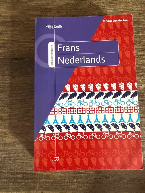 9789460770647-Van-Dale-Pocketwoordenboek-Frans-Nederlands