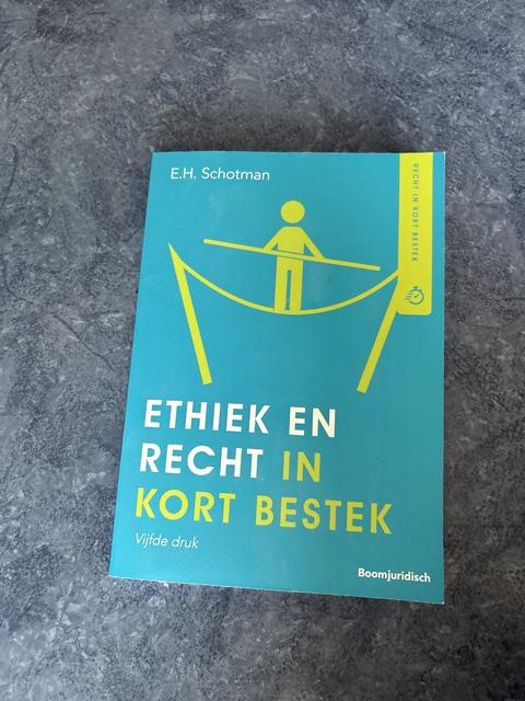 9789462906464-Ethiek-en-recht-in-kort-bestek